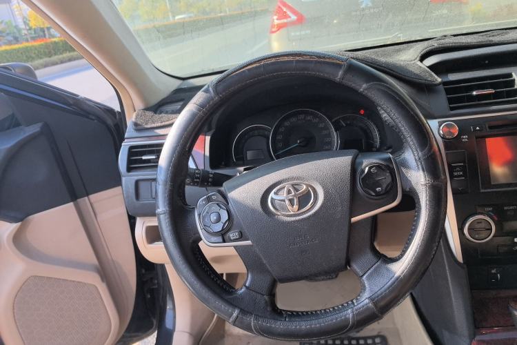 Used Toyota Camry 2012 2.0G Luxury Edition Steering Wheel