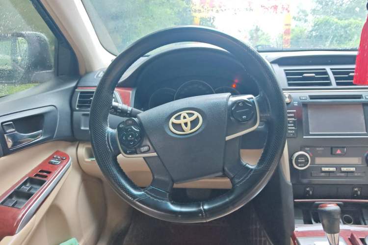 Used Toyota Camry 2012 2.0G Luxury Edition Steering Wheel
