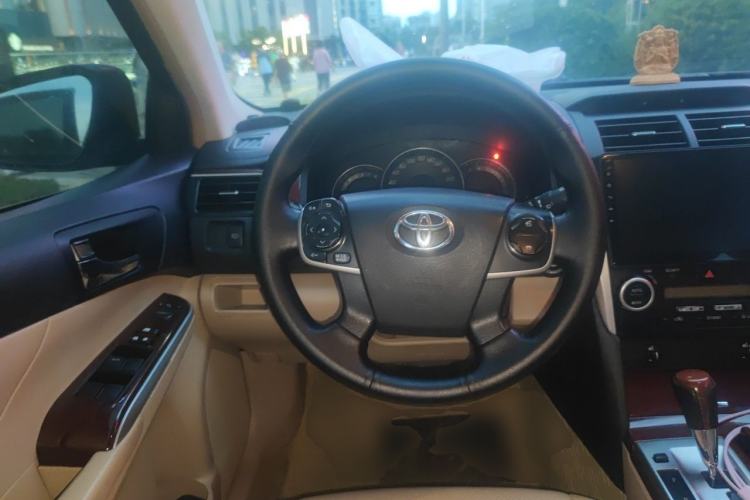 Used Toyota Camry 2012 2.0G Luxury Edition Steering Wheel