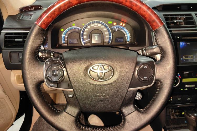 Used Toyota Camry 2012 Luxurious Edition 2.5HG Zunrui Steering Wheel