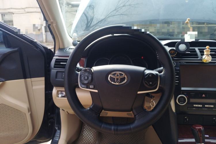 Used Toyota Camry 2012 2.0G Luxury Edition Steering Wheel