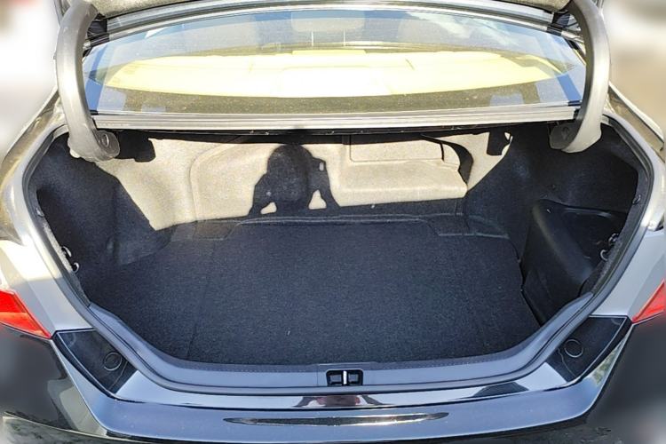 Used Toyota Camry 2012 Luxurious Edition 2.5HG Zunrui Trunk