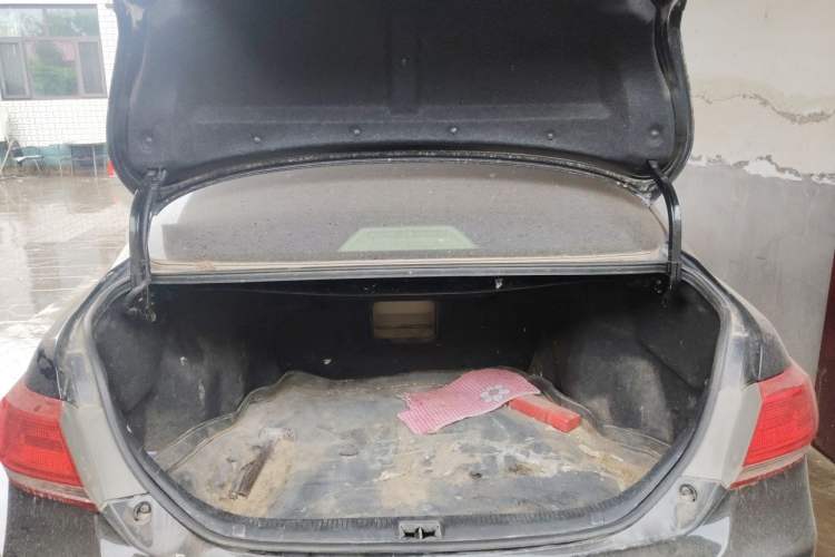 Used Toyota Camry 2012 200E Classic Elite Edition Trunk