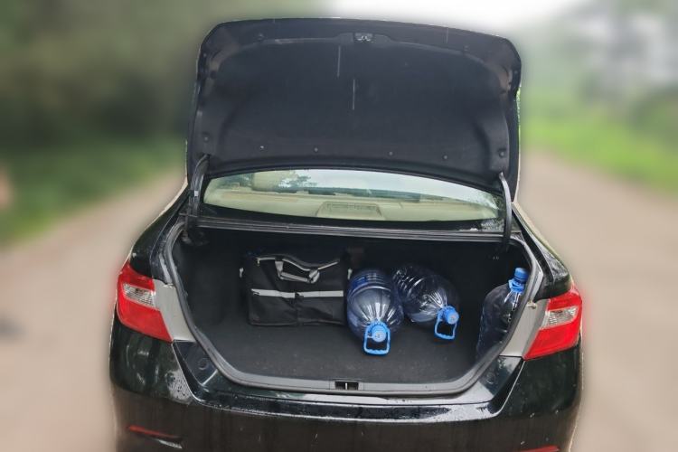 Used Toyota Camry 2012 2.0G Luxury Edition Trunk