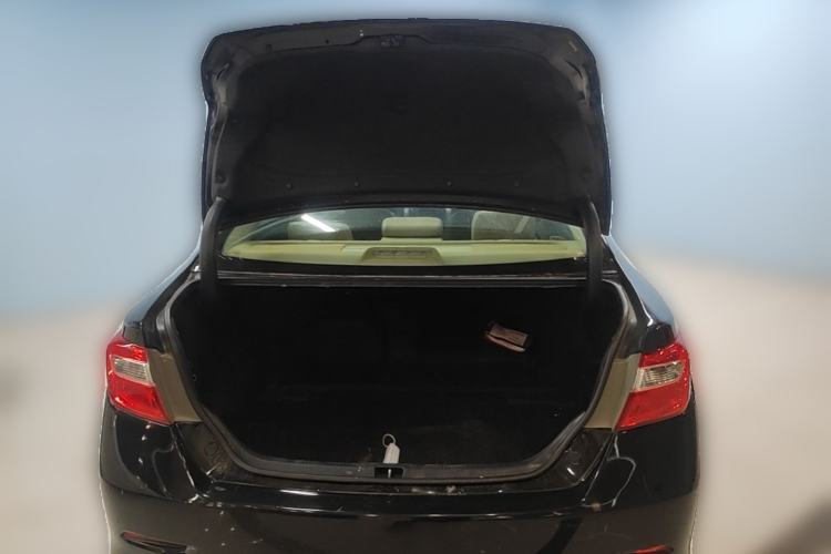 Used Toyota Camry 2012 Luxurious Edition 2.5HG Zunrui Trunk
