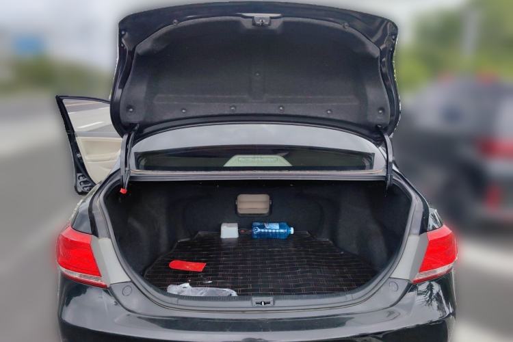 Used Toyota Camry 2012 200G Classic Luxury Edition Trunk