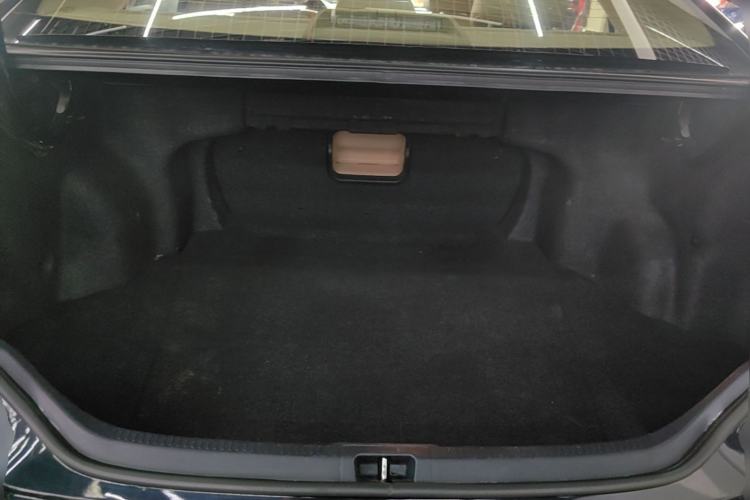 Used Toyota Camry 2012 2.5G Luxury Edition Trunk