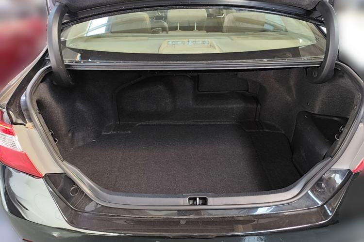 Used Toyota Camry 2012 Luxurious Edition 2.5HG Zunrui Trunk