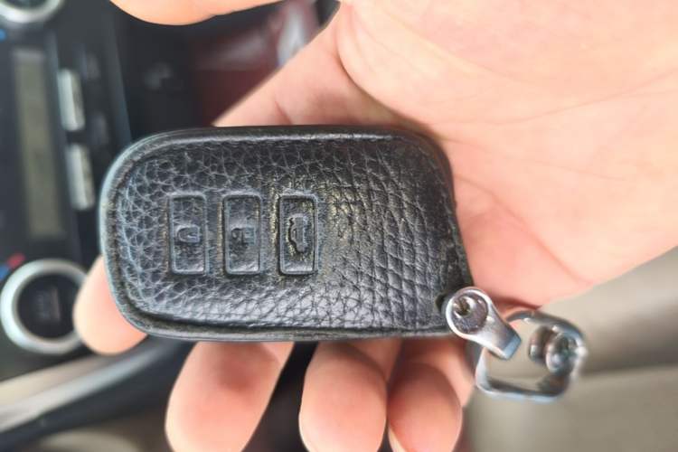 Used Toyota Camry 2012 2.0G Luxury Edition Vehicle Key