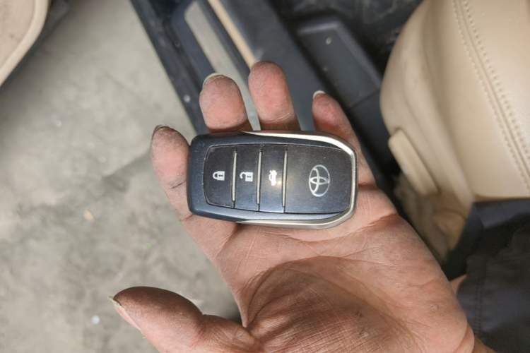 Used Toyota Camry 2012 Zunrui 2.5 HV Ultimate Edition Vehicle Key