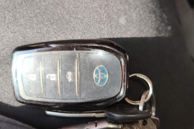 Used Toyota Camry 2012 Junrui 2.5S Activa Navigation Edition Vehicle Key