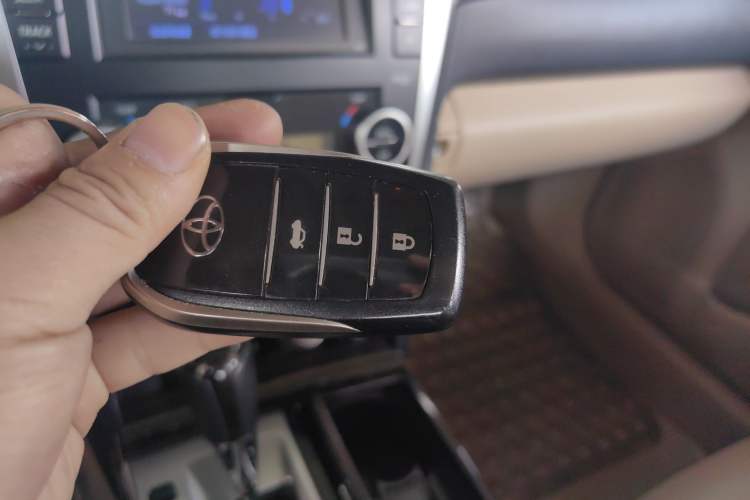 Used Toyota Camry 2012 Luxurious Edition 2.5HG Zunrui Vehicle Key