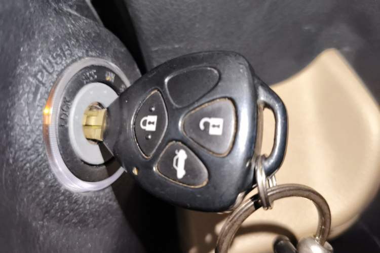 Used Toyota Camry 2012 2.0G Luxury Navigation Edition Vehicle Key