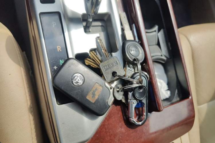 Used Toyota Camry 2012 2.0G Luxury Edition Vehicle Key