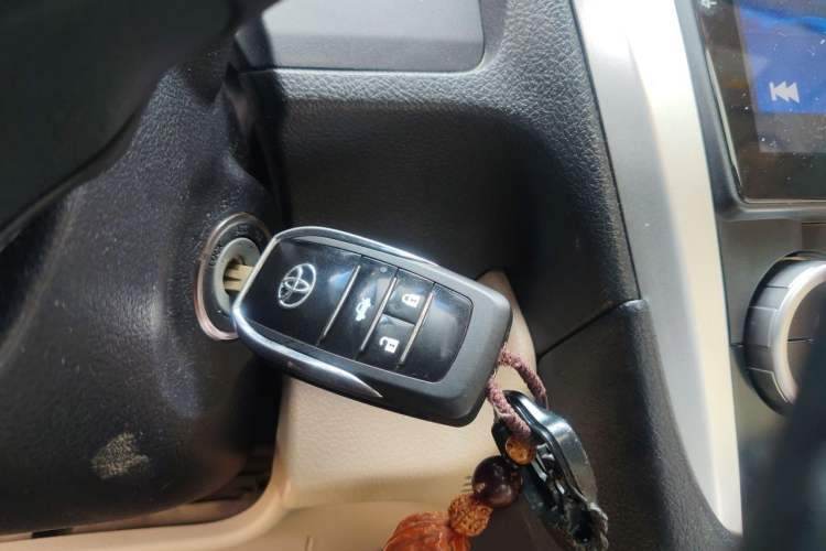 Used Toyota Camry 2012 Junrui 2.0S Radiant Edition Vehicle Key
