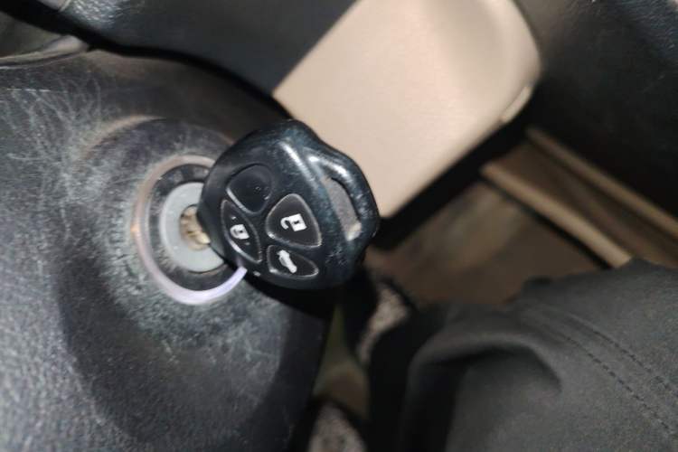 Used Toyota Camry 2012 2.0G Luxury Edition Vehicle Key