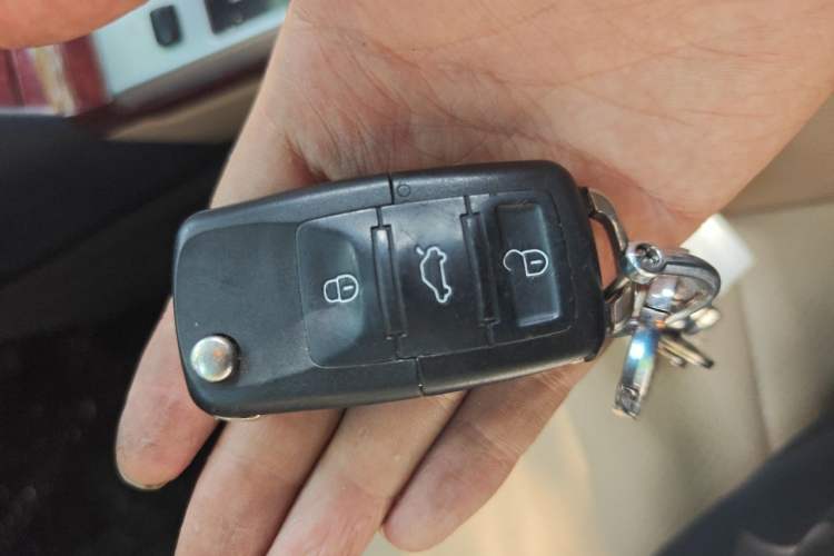 Used Toyota Camry 2012 2.0G Luxury Edition Vehicle Key