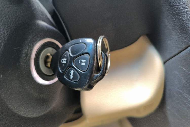 Used Toyota Camry 2012 2.0G Luxury Edition Vehicle Key