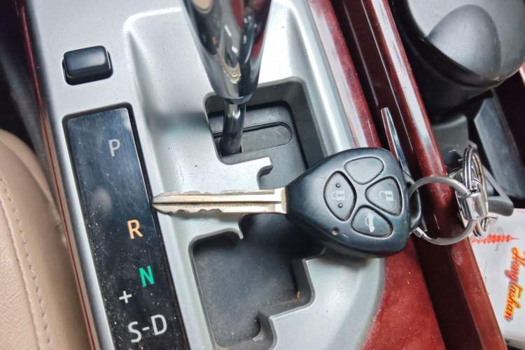 Used Toyota Camry 2012 2.0G Luxury Edition Vehicle Key