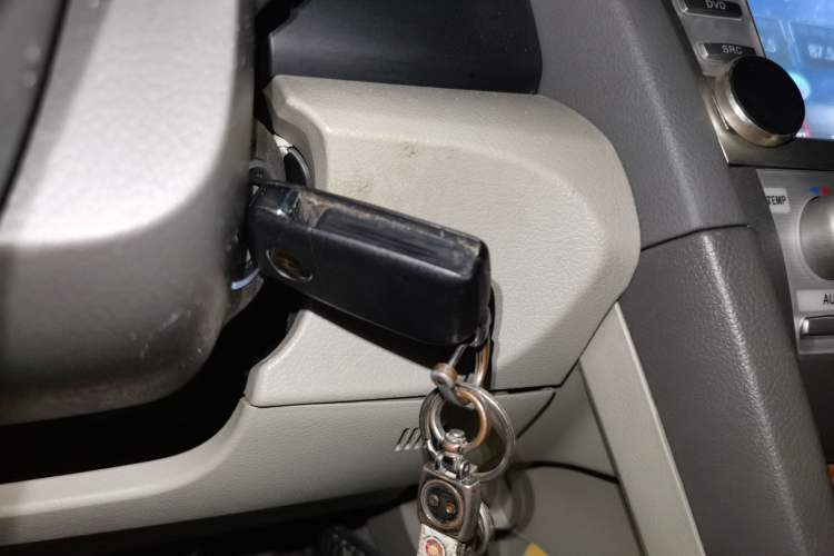 Used Toyota Camry 2012 200E Classic Elite Edition Vehicle Key
