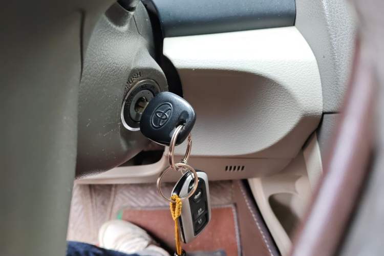 Used Toyota Camry 2012 200G Classic Luxury Edition Vehicle Key