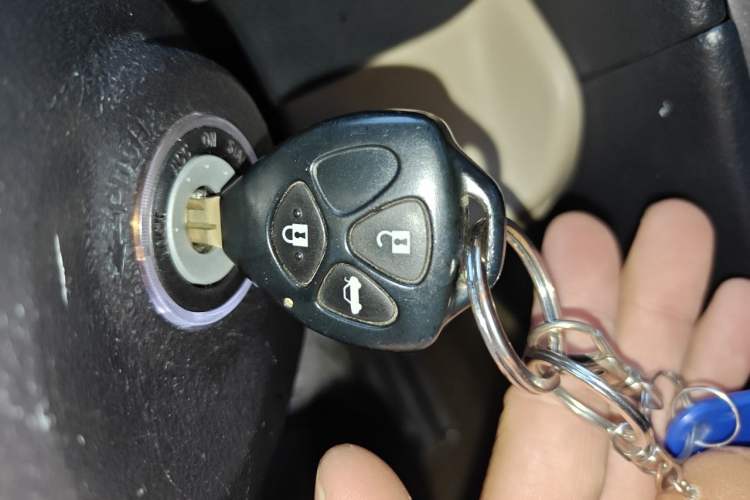 Used Toyota Camry 2012 2.0G Luxury Edition Vehicle Key