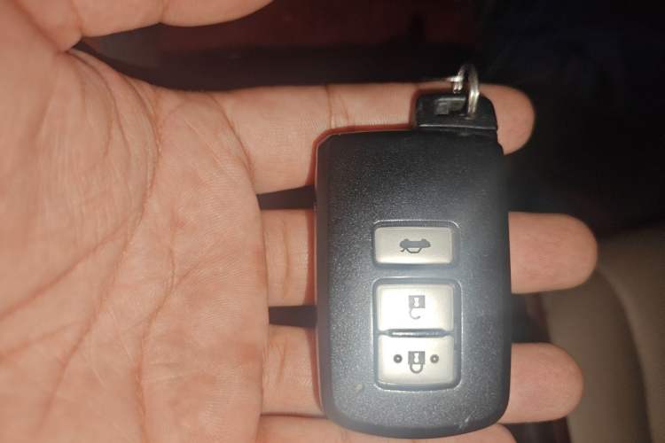 Used Toyota Camry 2012 2.5V Ultimate Navigation Edition Vehicle Key