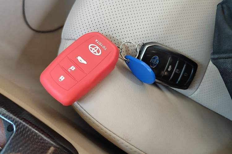 Used Toyota Camry 2012 Luxurious Edition 2.5HG Zunrui Vehicle Key