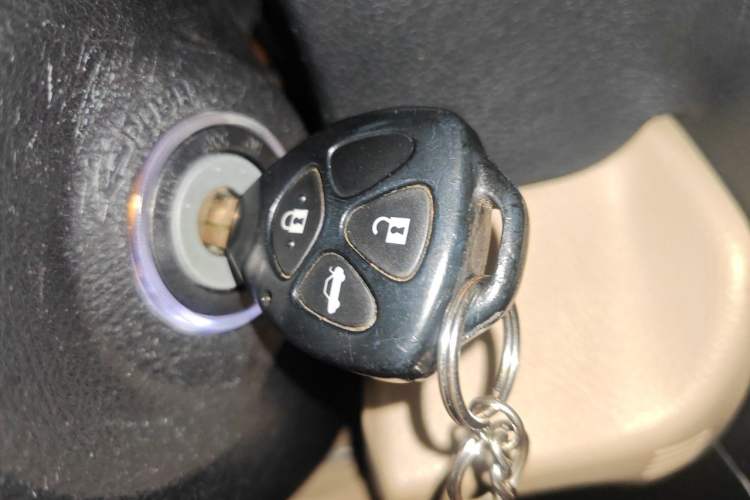 Used Toyota Camry 2012 2.0G Luxury Edition Vehicle Key