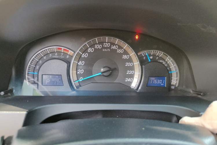 Used Toyota Camry 2012 Junrui 2.0S Radiant Edition Odometer Close Up