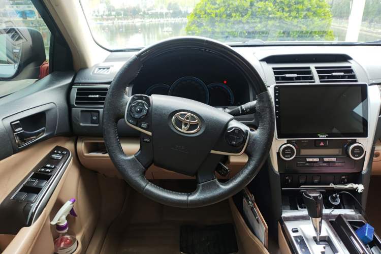 Used Toyota Camry 2012 Luxurious Edition 2.5HG Zunrui Steering Wheel
