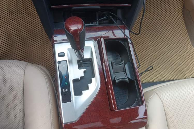 Used Toyota Camry 2012 2.5G Luxury Edition Gear Lever