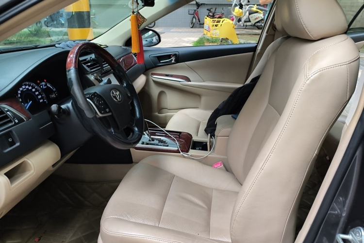 Used Toyota Camry 2012 2.5G Luxury Edition Left Front Seat