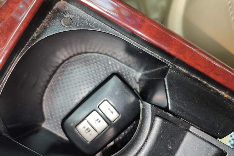 Used Toyota Camry 2012 2.5G Luxury Edition Vehicle Key