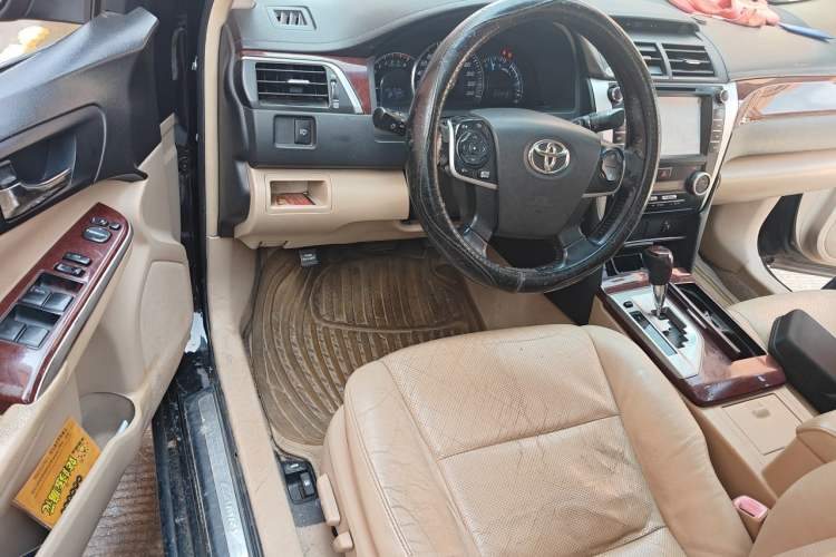 Used Toyota Camry 2012 2.5G Luxury Edition Driver Seat