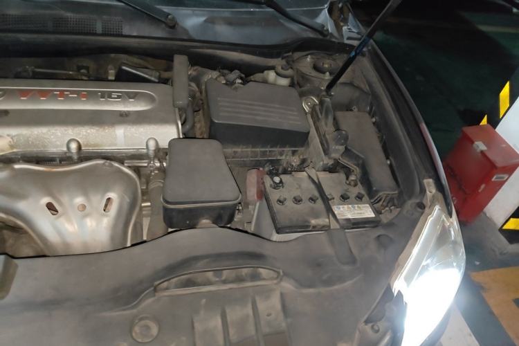 Used Toyota Camry 2012 200E Classic Elite Edition Engine Bay Left