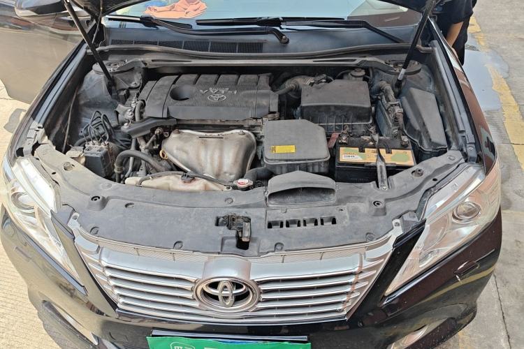 Used Toyota Camry 2012 2.5G Luxury Edition Engine Bay