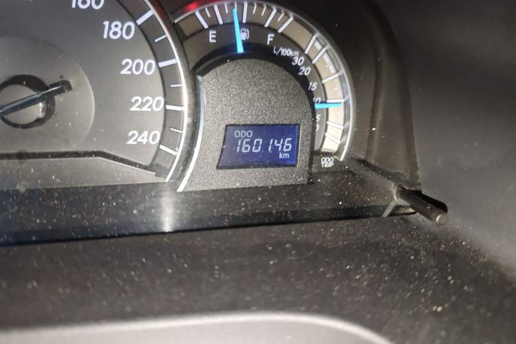 Used Toyota Camry 2012 Junrui 2.0S Radiant Edition Odometer Close Up