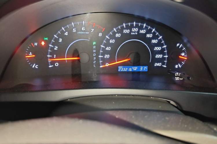 Used Toyota Camry 2012 200E Classic Elite Edition Odometer Close Up