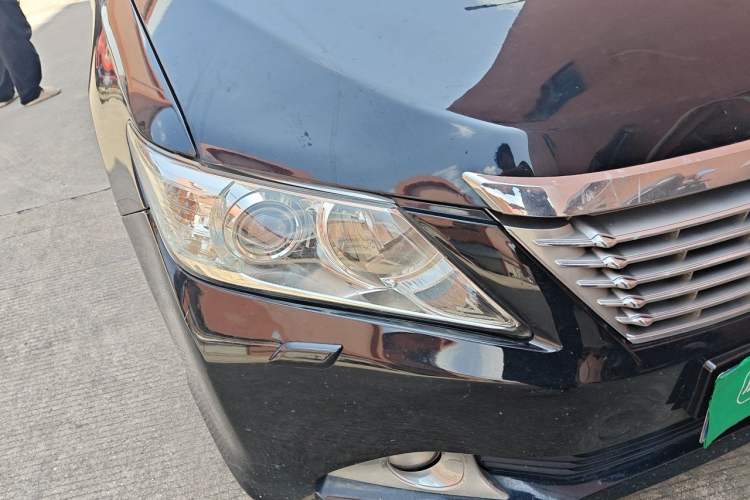 Used Toyota Camry 2012 2.5G Luxury Edition Right Front Headlight
