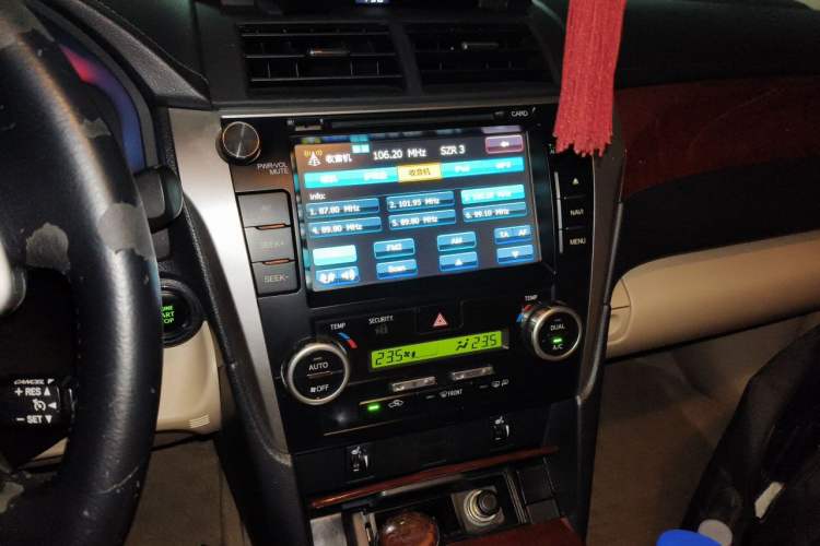 Used Toyota Camry 2012 2.5G Luxury Edition Audio And AC Panel