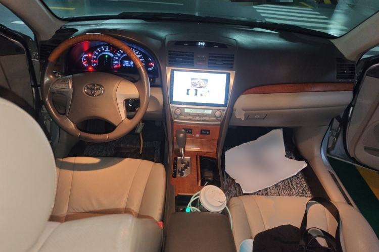 Used Toyota Camry 2012 200G Classic Luxury Edition Center Console