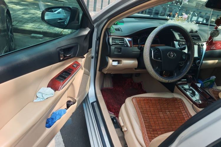 Used Toyota Camry 2012 2.0G Luxury Edition Driver Seat