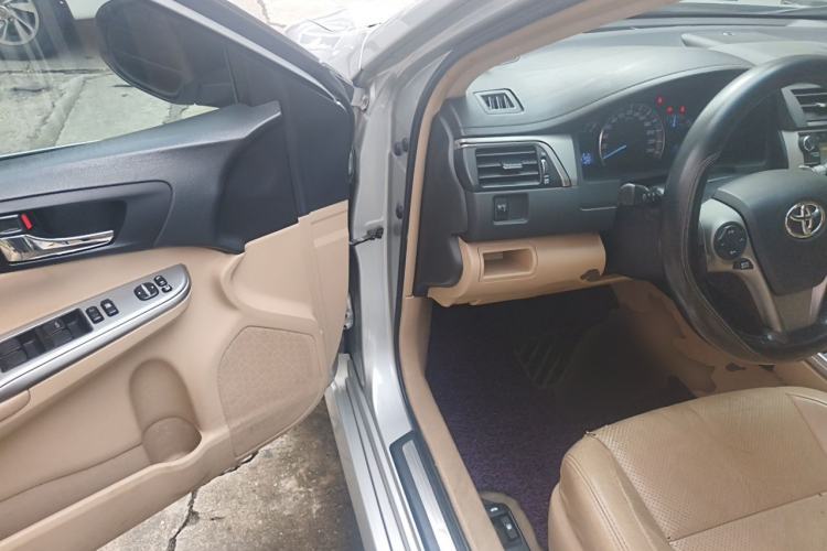 Used Toyota Camry 2012 Junrui 2.0S Radiant Edition Driver Seat