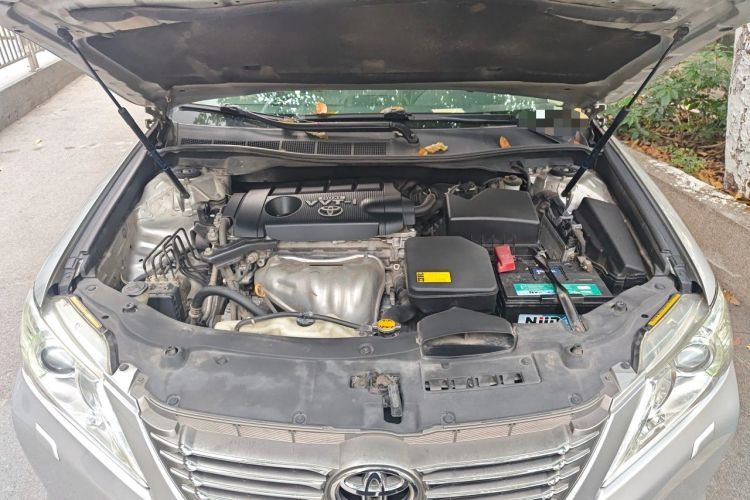 Used Toyota Camry 2012 2.5G Luxury Edition Engine Bay