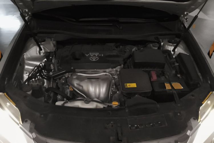 Used Toyota Camry 2012 2.5G Luxury Edition Engine Bay