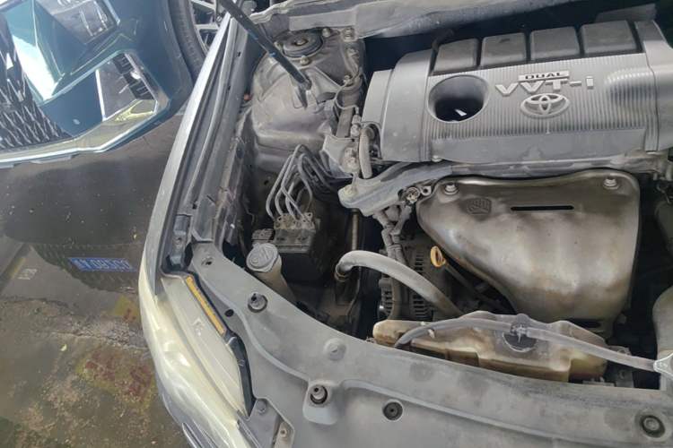 Used Toyota Camry 2012 Junrui 2.5S Activa Navigation Edition Engine Bay Right