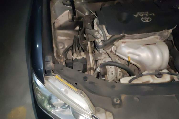 Used Toyota Camry 2012 2.5G Luxury Navigation Edition Engine Bay Right