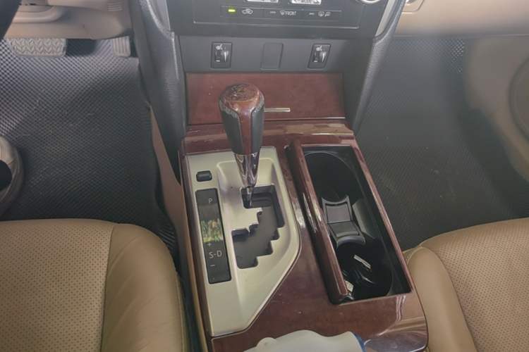 Used Toyota Camry 2012 Junrui 2.5S Activa Navigation Edition Gear Lever