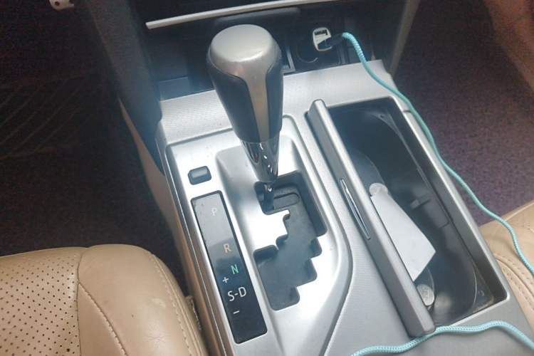 Used Toyota Camry 2012 Junrui 2.0S Radiant Edition Gear Lever